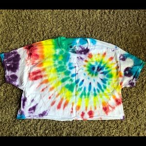 cropped rainbow tie dye shirt !